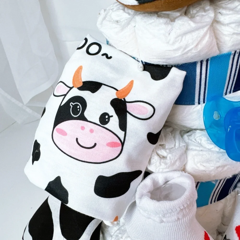 Cow Diaper Cake, Farm Baby Shower, Farm Theme